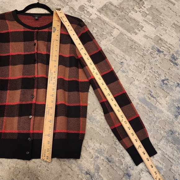 Ann Taylor Metallic Red Black Brown Plaid Button Knit Sweater Cardigan Cotton XL - Picture 9 of 16